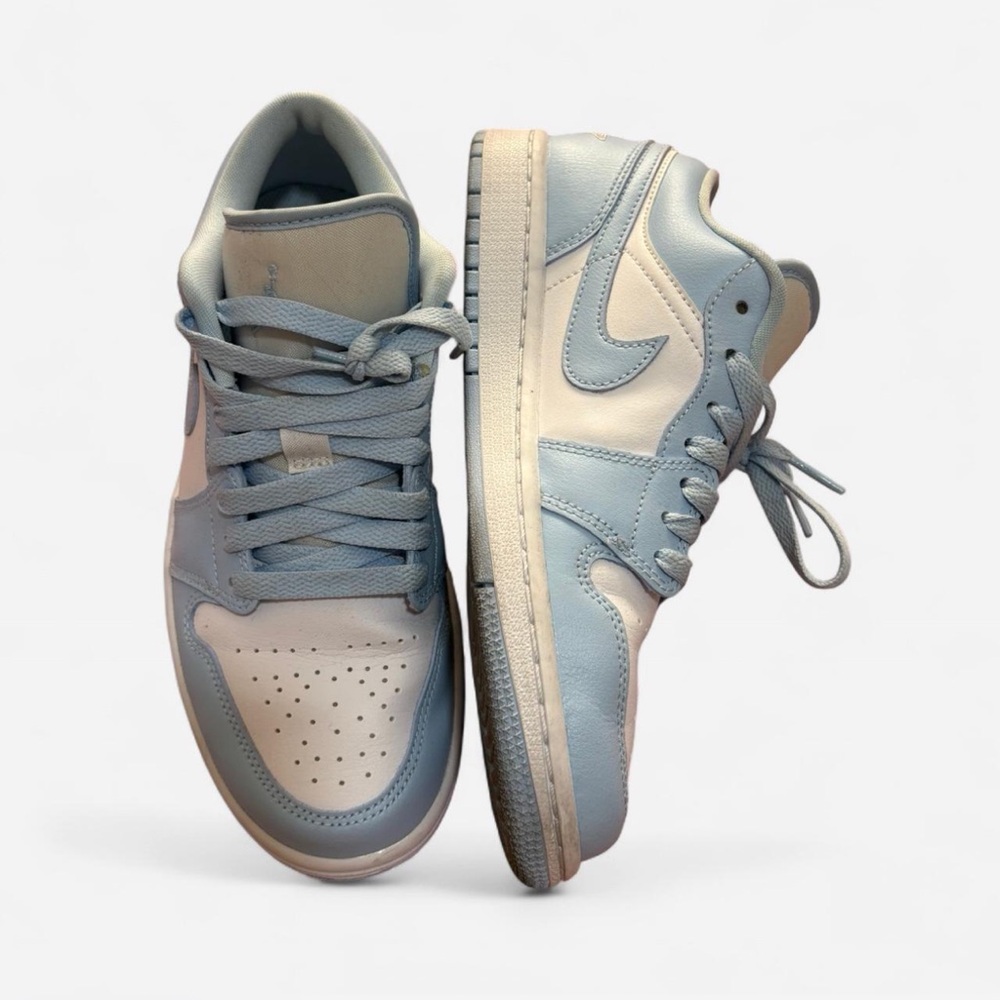 Air Jordan 1 Low Women's Sneakers - Light Blue  and White